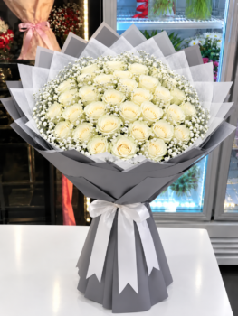 WHITE ROSES BOUQUET - 50 ROSES