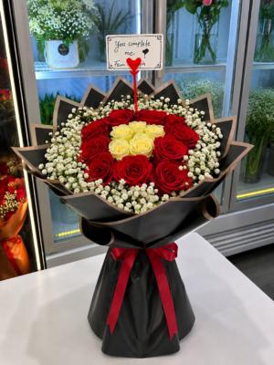 RED AND WHITE ROSE MIX