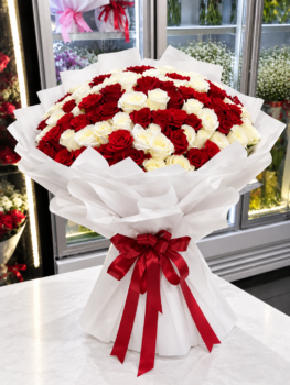 RED AND WHITE ROSE MIX BOUQUET - PREMIUM BOUQUET - 75 ROSES